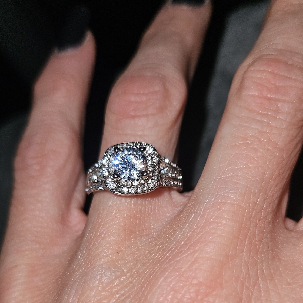 Elegant Ring